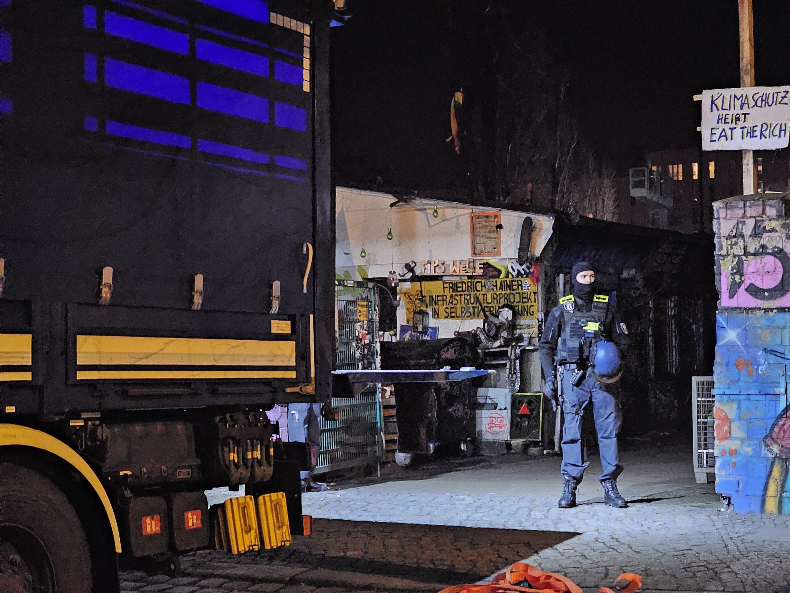 Bauwagen Des RAF-Terroristen Sichergestellt – Berlin Doku